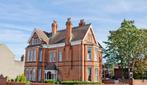 Holywell House